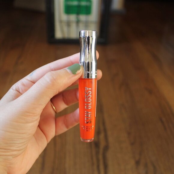 Assorted Cosmetic Bundle: Lip Gloss & Satin Ink Lip Colors - Picture 9 of 11